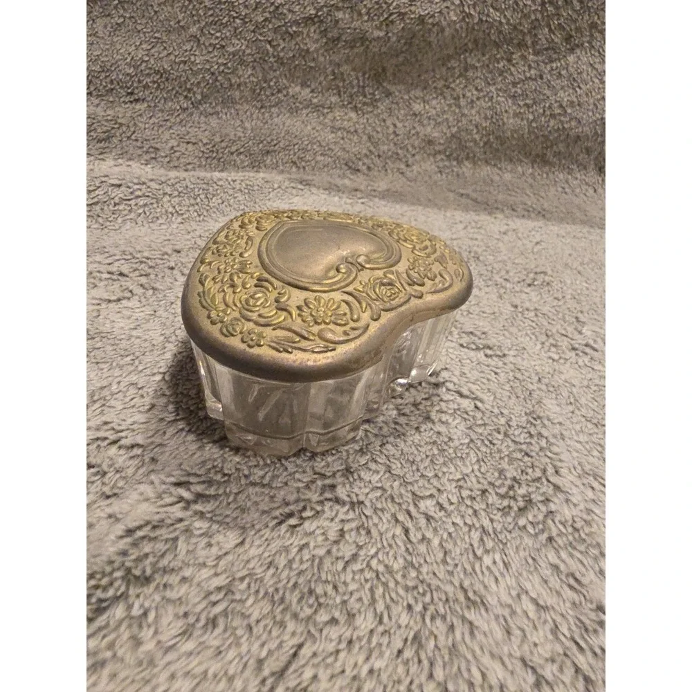 Vintage Heart Shaped Teinket Jewelry Box Glass Dish Letter L Initial Engraved‎
